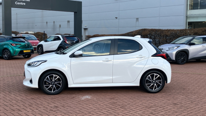 Toyota Yaris 1.5 Hybrid Design 5dr CVT Hybrid Hatchback